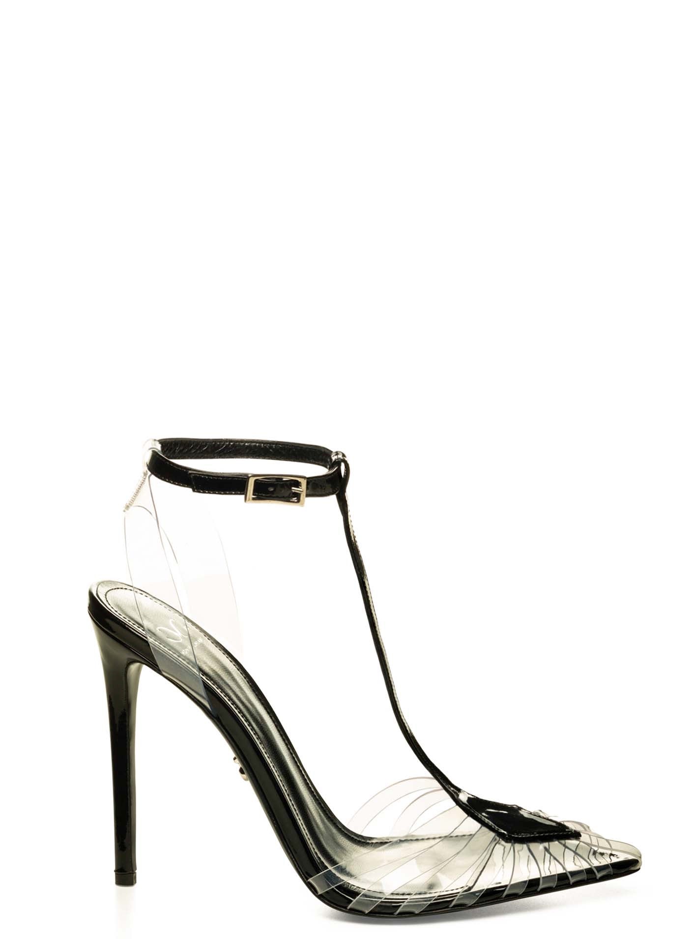 SOLANGE PATENT & PVC PUMP - Monika Chiang